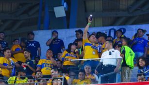Liga MX vetó de por vida a aficionado que lanzó orines 