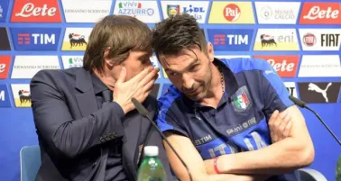 Conte y Buffon hablan en rueda de prensa