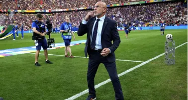 Luis de la Fuente reconoce el esfuerzo de su equipo: 'Merecen estar acá'