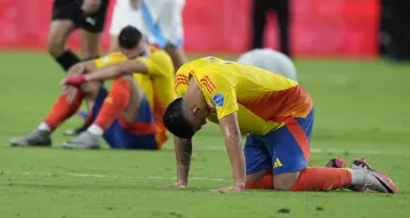 Davinson Sánchez: “Duele la manera, dominamos y nos vamos con las manos vacías”