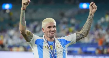 Rodrigo De Paul: “El futbol no tiene memoria, conseguir esta copa fue muy difícil”