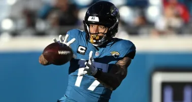 Denver Broncos firma al ala cerrada Evan Engram por 23 millones de dólares