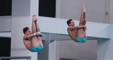 ¡Llegó la segunda! Kevin Berlín y Randal Willars ganan plata en Copa Mundial de Clavados