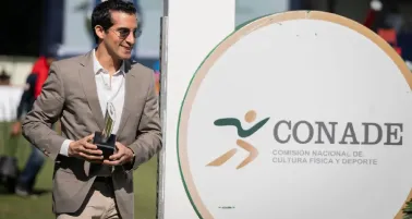 Rommel Pacheco lanza indirecta contra Ana Guevara tras Oro en Mundial de Clavados