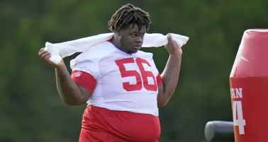 Desmond Watson no verá acción con Tampa Bay Buccaneers por su gran peso