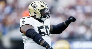 Jaguars y Saints hacen intercambio por el tackle bicampeón de Super Bowl, Khalen Saunders