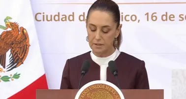 Sheinbaum reafirma soberanía de México en su primer Desfile Militar como presidenta