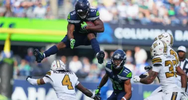 El novato Tory Horton aporta par de anotaciones en paliza 44-13 de Seahawks sobre Saints
