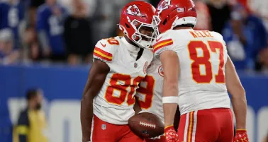 Kansas City Chiefs gana su primer partido de la temporada ante unos descoloridos Giants 