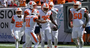 Tampa Bay vuelve a ganar de último minuto y se mantiene invicto