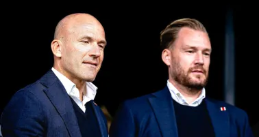 Ajax denuncia ataque a sus dirigentes por parte de aficionados de PSV