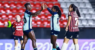 Triplete de Ihezuo y exhibición ofensiva: Pachuca Femenil arrasa a Alajuelense