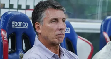Siboldi explota contra el arbitraje tras derrota vs Chivas: "El futbol ya no es de contacto" 