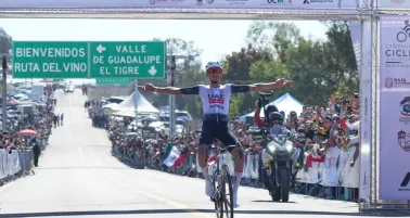 Isaac del Toro Conquista el Campeonato Nacional de Ciclismo de Ruta en Ensenada