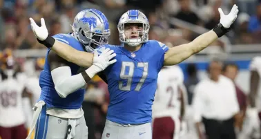 Aidan Hutchinson firma histórica renovación de contrato con Detroit Lions