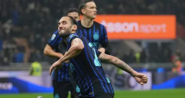 Inter de Milán vence 3-0 a Fiorentina y se mantiene en la tercera posición de la Serie A