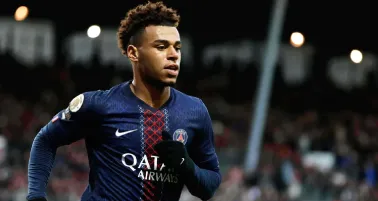 Désiré Doue fuera varias semanas por lesión muscular