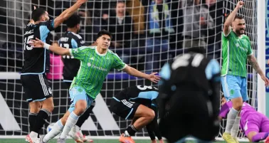 Obed Vargas le da vida Seattle Sounders con doblete