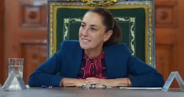 La mandataria percibe ingresos brutos anuales por 2.8 millones de pesos.