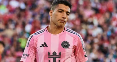 Luis Suárez ha sido suspendido en todas las ligas fuera de su país que ha jugado, excepto en una 