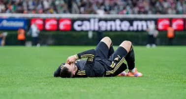 Santiago Giménez tendrá mismo tratamiento que Haaland para recuperarse del tobillo 