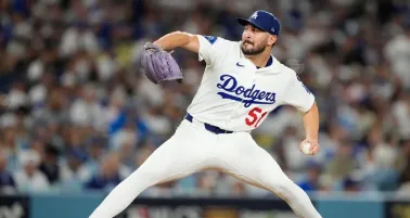 Alex Vesia, pelotero de Dodgers, informa el fallecimiento de su hija