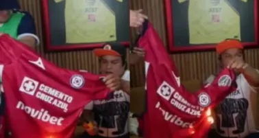 La playera fue quemada inmediatamente después del partido