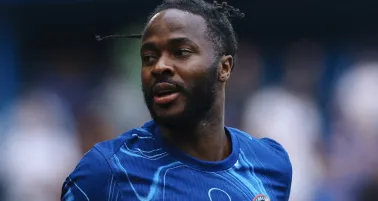 Raheem Sterling sufre asalto en su casa, con sus hijos y él presentes