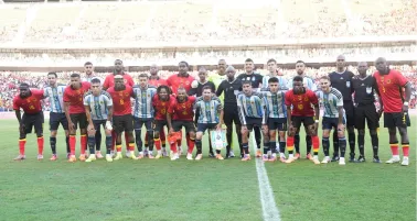 Argentina ganó en el Estadio 11 de noviembre