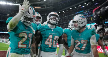 Miami Dolphins celebran triunfo en Madrid a lo Cristiano Ronaldo
