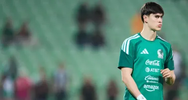 ¡Quieren una dupla de insectos! Aficionados del Atlético de Madrid reacciona Hormiga González con jersey colchonero