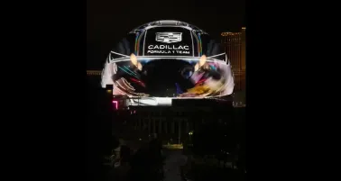 Cadillac lanza guiño en Las Vegas: Checo Pérez aparece gigante en la esfera rumbo al GP