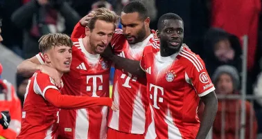 Karl y Olise lideran remontada del Bayern para vencer 6-2 al Freiburg en la Bundesliga