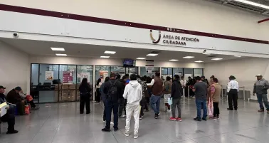 Licencia permanente en CDMX: Siguen las enormes filas pese a que el trámite se extendió a 2026
