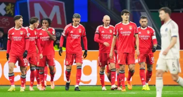 Benfica aprovechó falta de contundencia ante Ajax y sumó puntos en Champions League