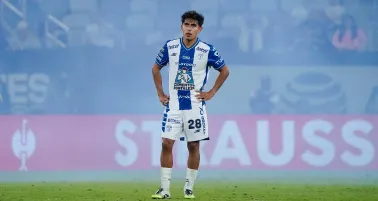 Pachuca respalda a Solari y define el futuro de Elías Montiel: decisiones clave para el Clausura 2026