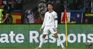CR7 regala relojes de más de 2.4 millones de dólares