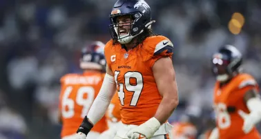 Jugador de Broncos vuelve a la acción 20 días después de ser detectado con cáncer