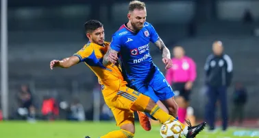 Cruz Azul rescata empate ante Tigres 