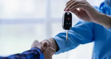 Ojo con los fraudes en autos seminuevos: consejos de PROFECO para comprar seguro