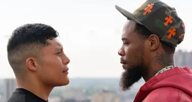 Careo entre Pitbull y Roach