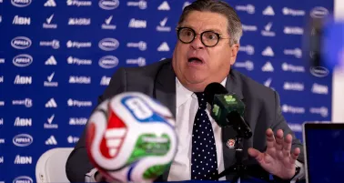 "Tiene fama de no trabajar desde México": prensa tica destroza a Miguel Herrera 