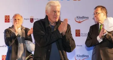 El histrión se presentó en la Feria Internacional del Libro (FIL) en Guadalajara.