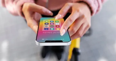 Hay varios trucos para que la energía de tu móvil dure un poco más de lo normal.