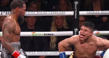 ¡Empate por decisión dividida! Pitbull Cruz retiene el título interino del peso superligero