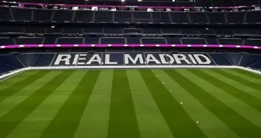 Santiago Bernabéu estrena innovadoras luces
