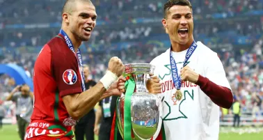 Pepe y CR7 festejando la Euro 2016