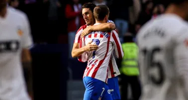 Atlético de Madrid vence al Valencia y lo mete a la lucha por la permanencia