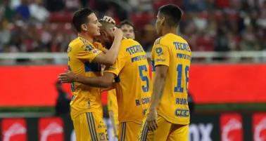 Exjugador de Tigres brilla en la Ligue 1 y es líder con Lens