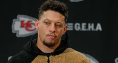 Patrick Mahomes lanza mensaje después de su lesión y eliminación de Playoffs